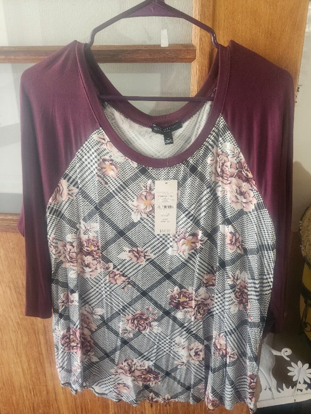 NWT SIgnature Studio Plus Top Size 1X MSRP 34.00
